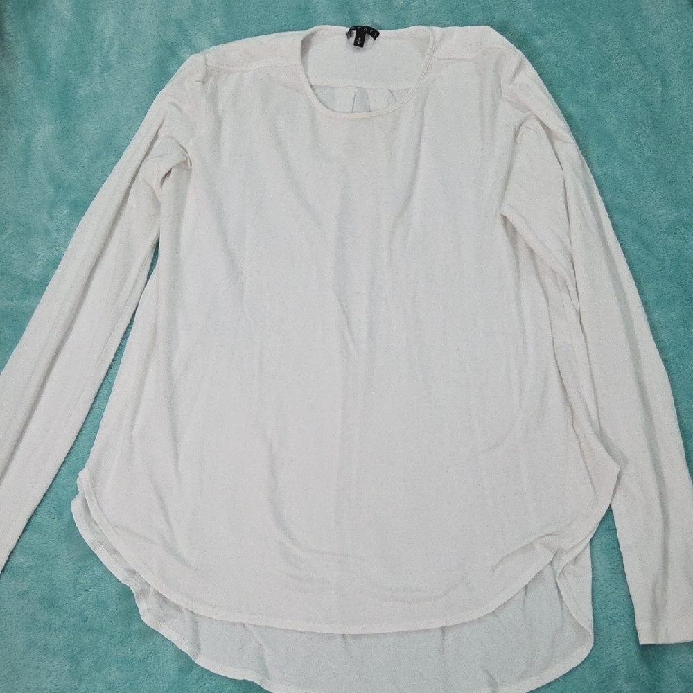 THEORY, Classic White Long Sleeve Tee